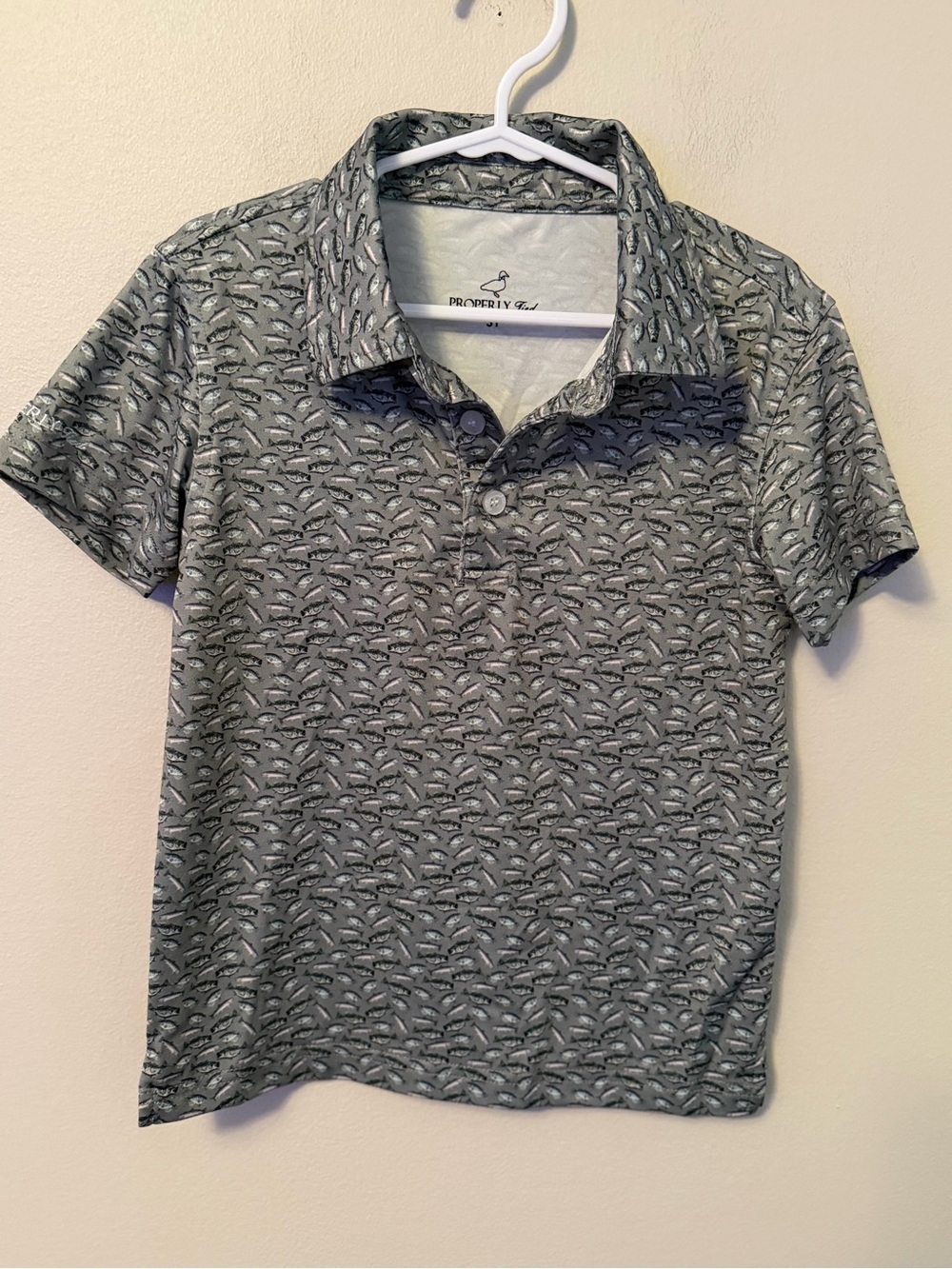 Properly Tied Gray Fish Print Performance Polo